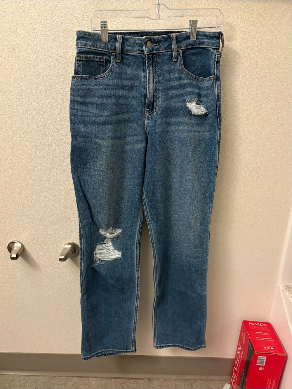 Hollister Women’s Blue Distressed Straight-Leg Jeans